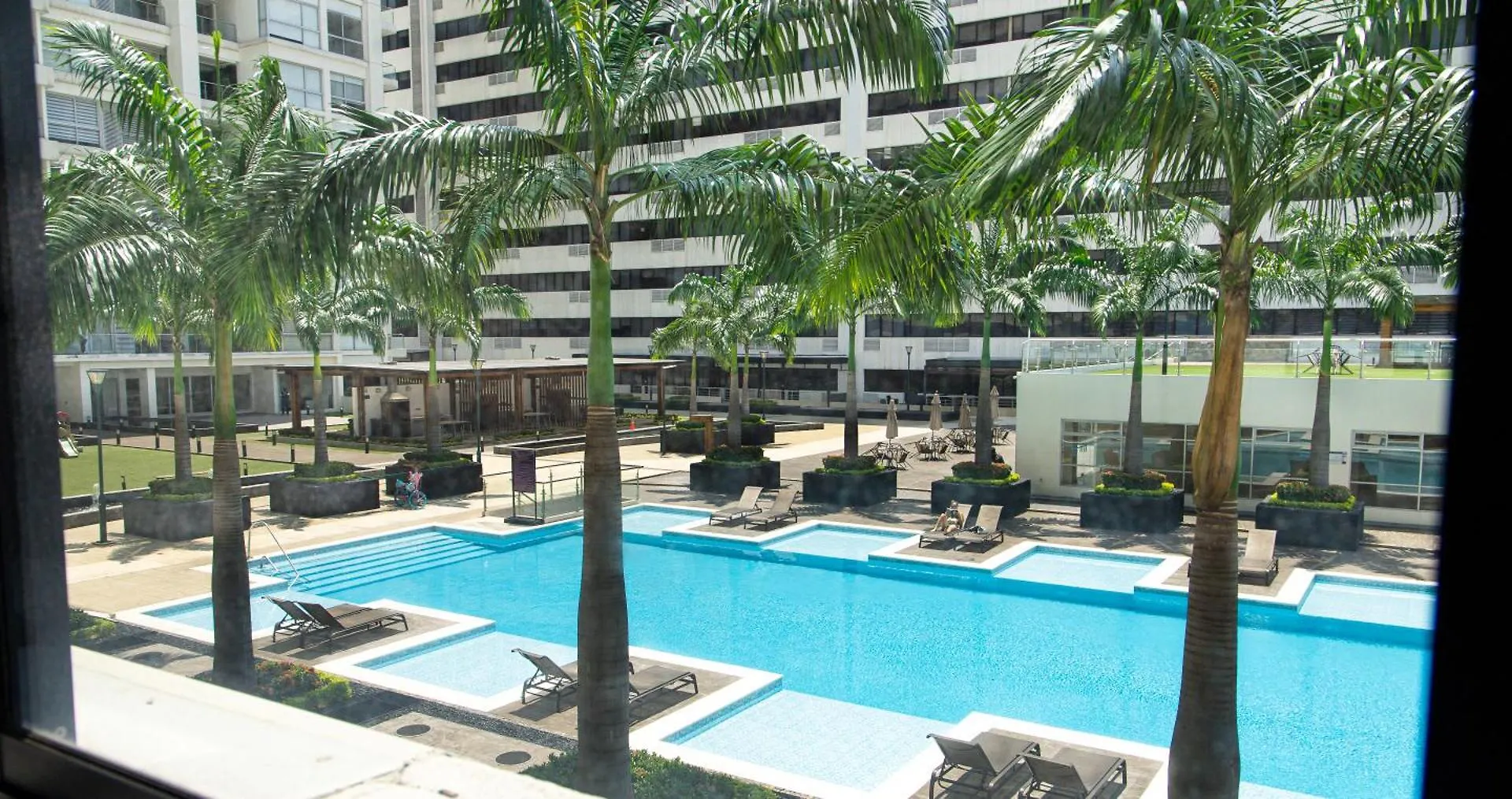 アパート Apartamento 104 Bellini, Puerto Santa Ana, グアヤキル