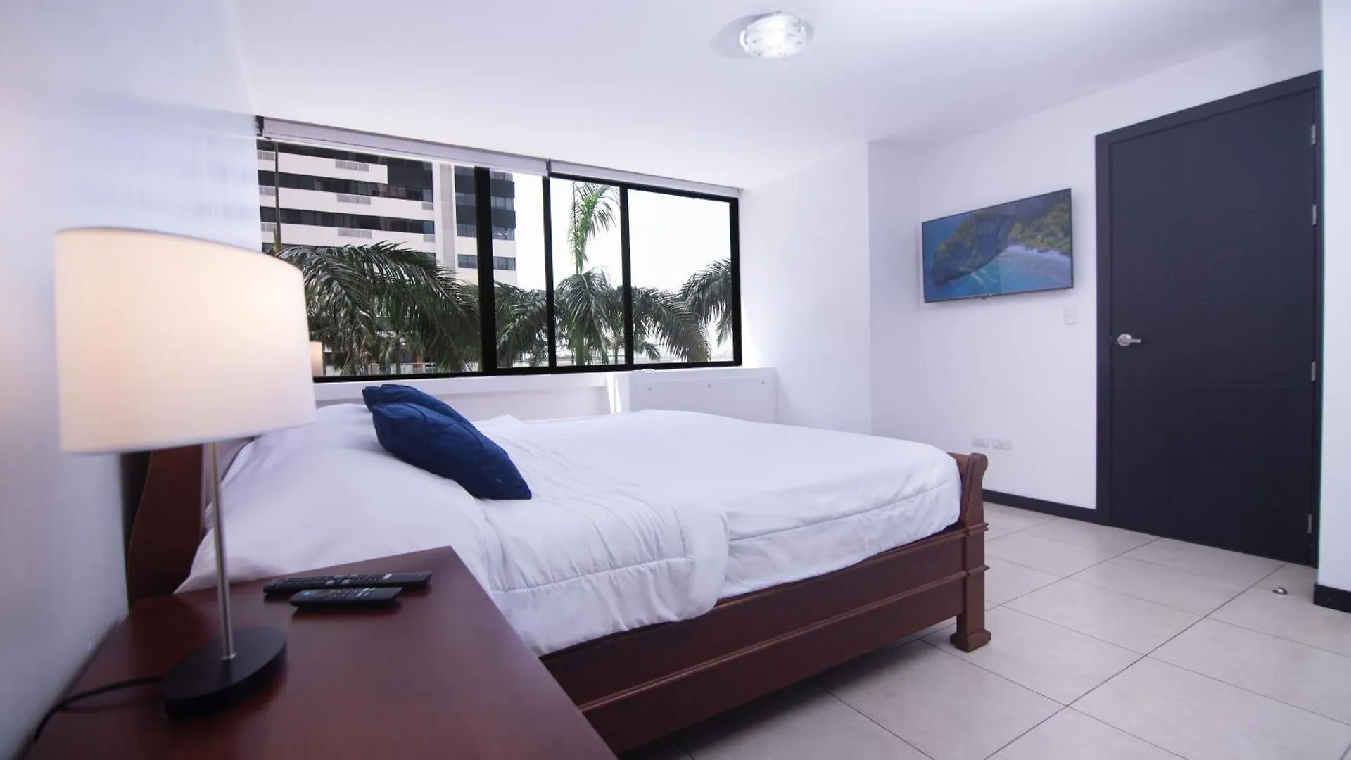 アパート Apartamento 104 Bellini, Puerto Santa Ana, グアヤキル エクアドル
